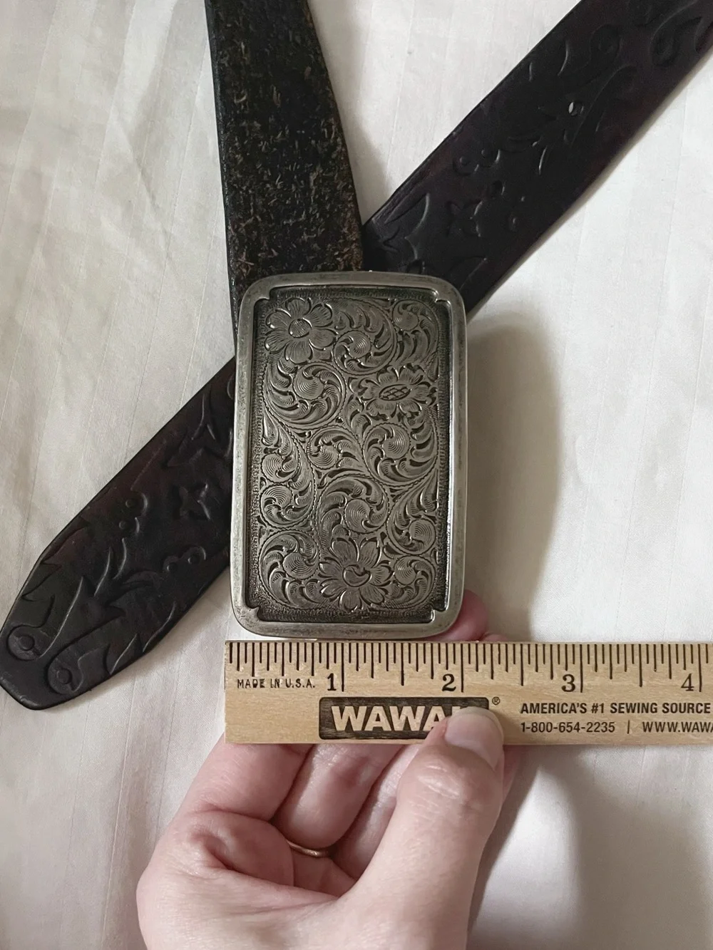 Vintage Fossil Brown Leather Belt | Engraved Floral Buckle | Women’s Small